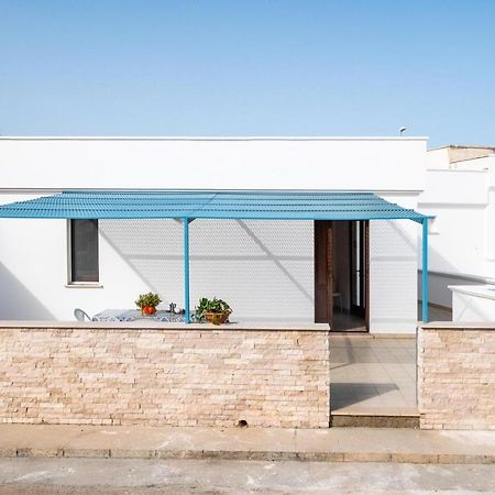Villette Ninfee مارينا دي مانكافيسا المظهر الخارجي الصورة