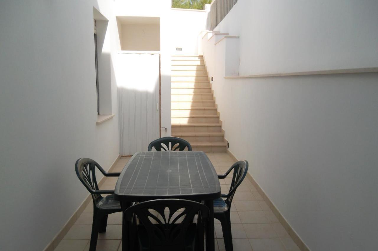 Villette Ninfee مارينا دي مانكافيسا المظهر الخارجي الصورة