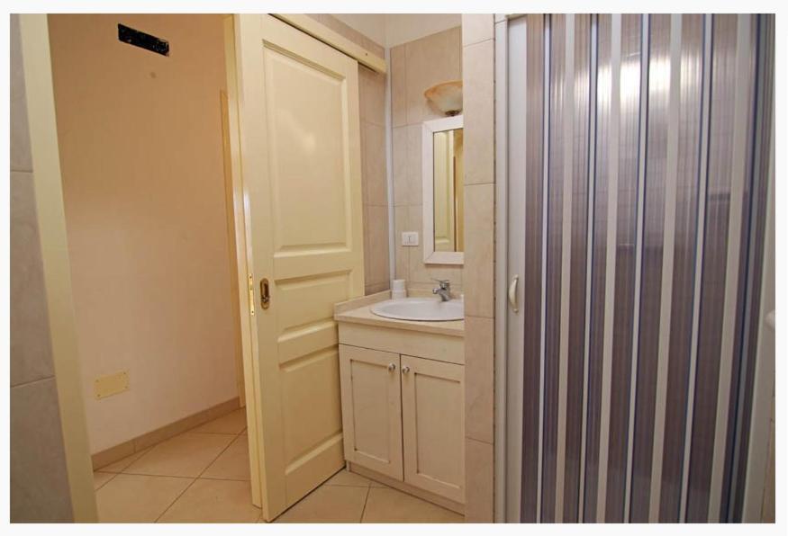 Villette Ninfee مارينا دي مانكافيسا المظهر الخارجي الصورة