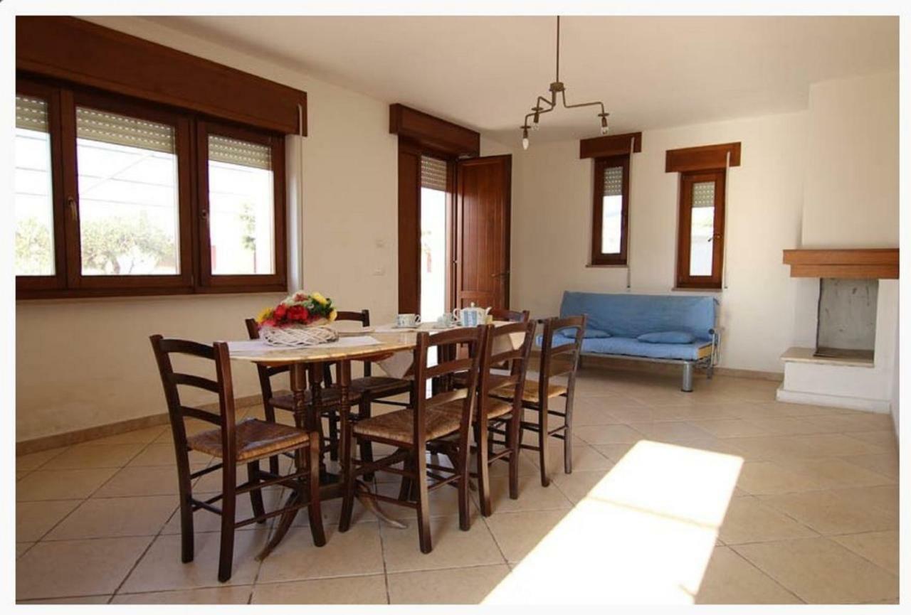 Villette Ninfee مارينا دي مانكافيسا المظهر الخارجي الصورة